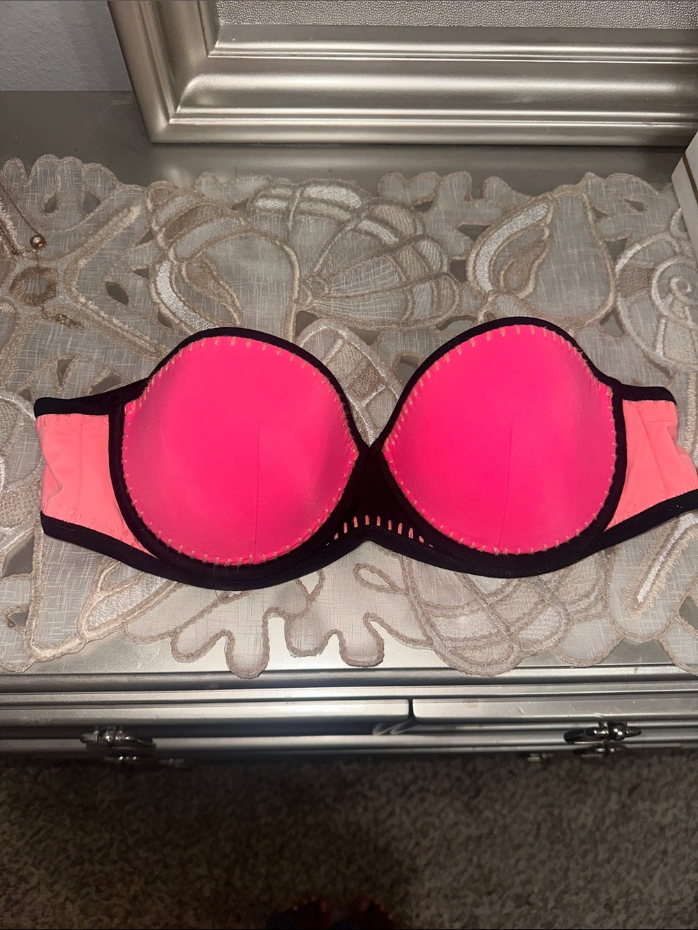 Victoria's Secret Y2K Neon Pink and Black Strapless Push-Up Bra